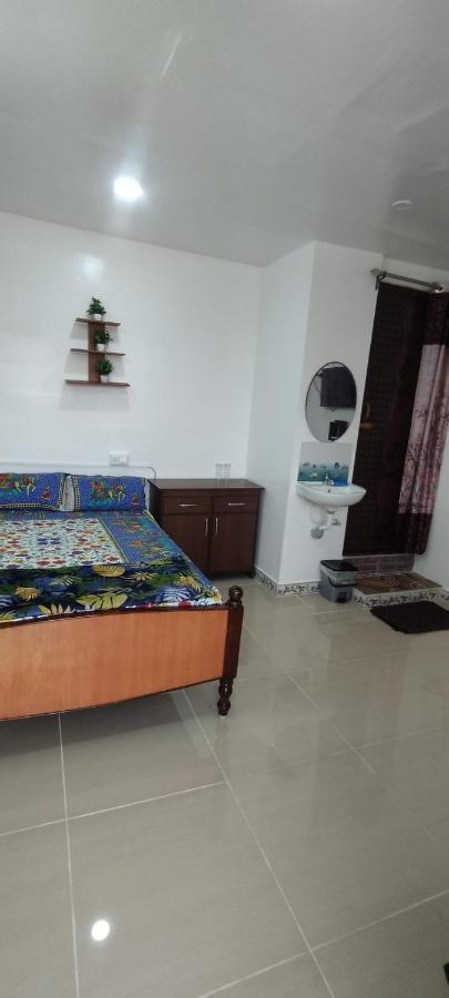 Kavieya Residency Otel Pūrnānkuppam Dış mekan fotoğraf