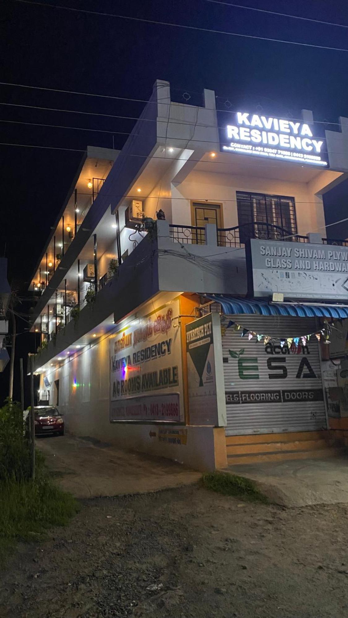Kavieya Residency Otel Pūrnānkuppam Dış mekan fotoğraf